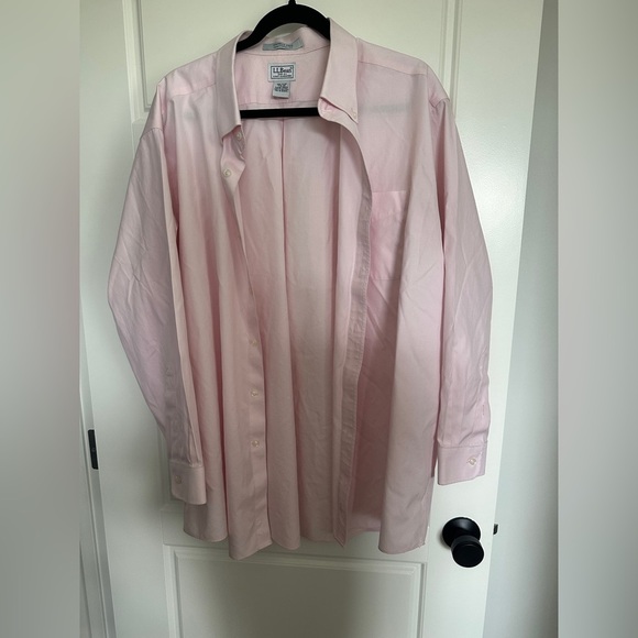 L.L. Bean Light Pink Dress Shirt - Picture 1 of 3